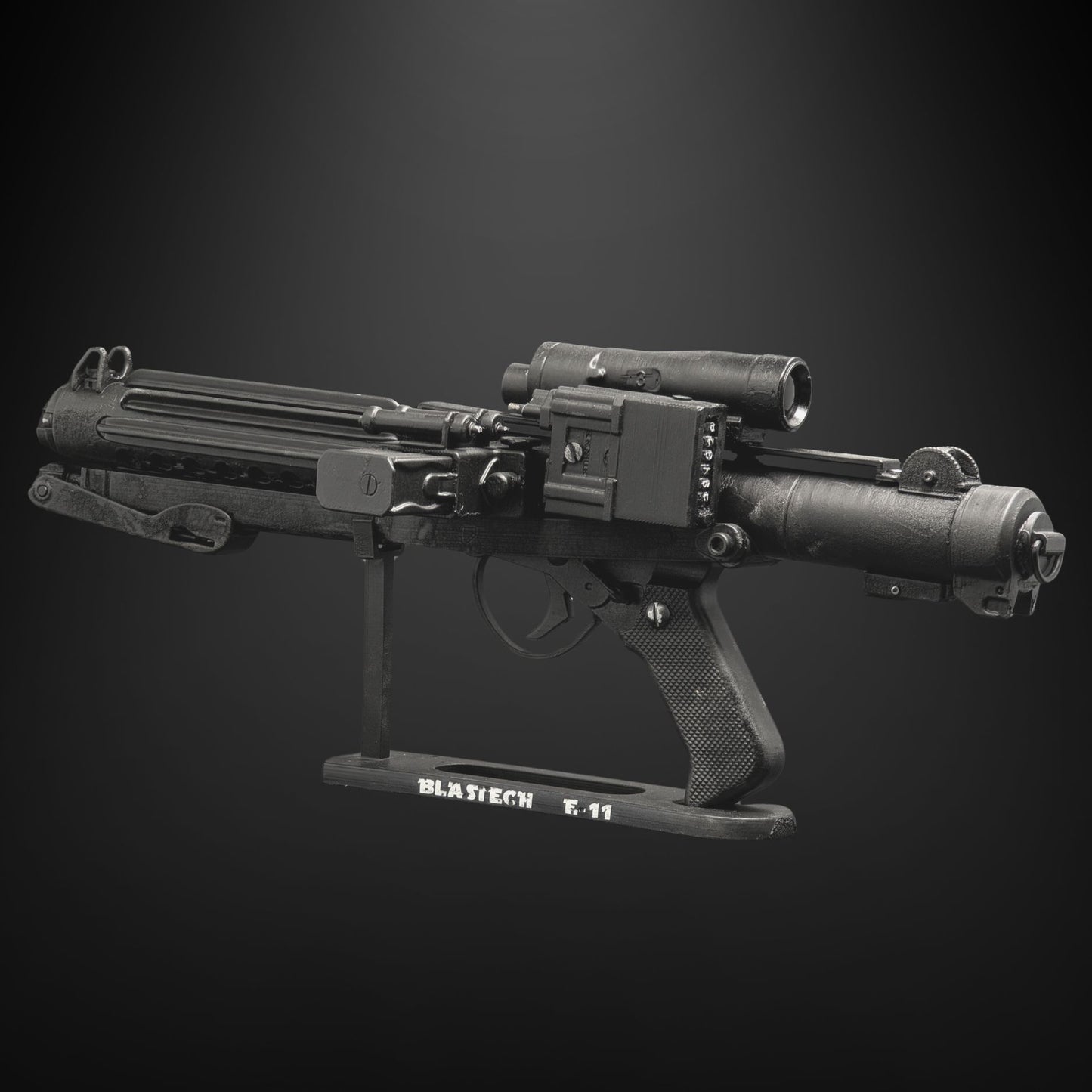 Star Wars: E-11 Blaster - Ready to Display